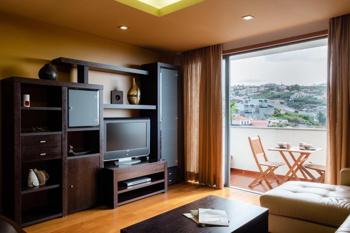 Apartmán Guestready - Serene Escape In Câmara de Lobos Exteriér fotografie