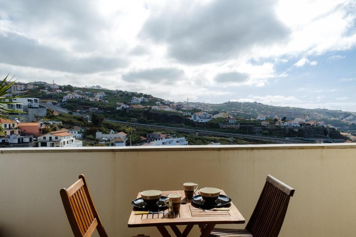Apartmán Guestready - Serene Escape In Câmara de Lobos Exteriér fotografie